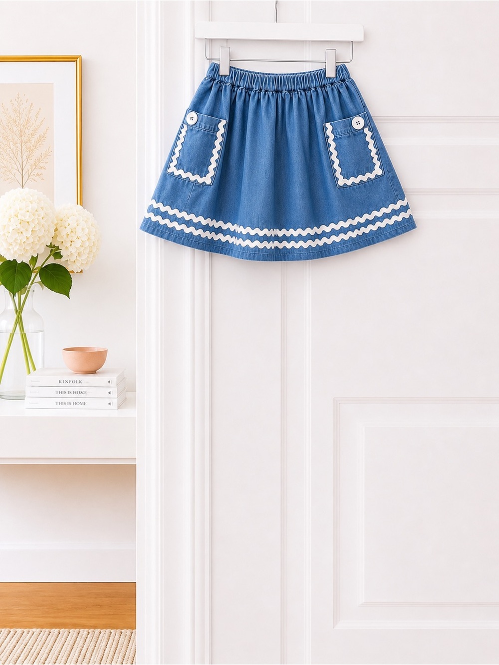 Mini Boden- Girls Blue Lined Circle Skirt- Chambray Floral Pockets Sz 3-4